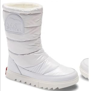 SOREL Joan of Arctic NEXT LITE Waterproof Quilted Boot White Size 8M